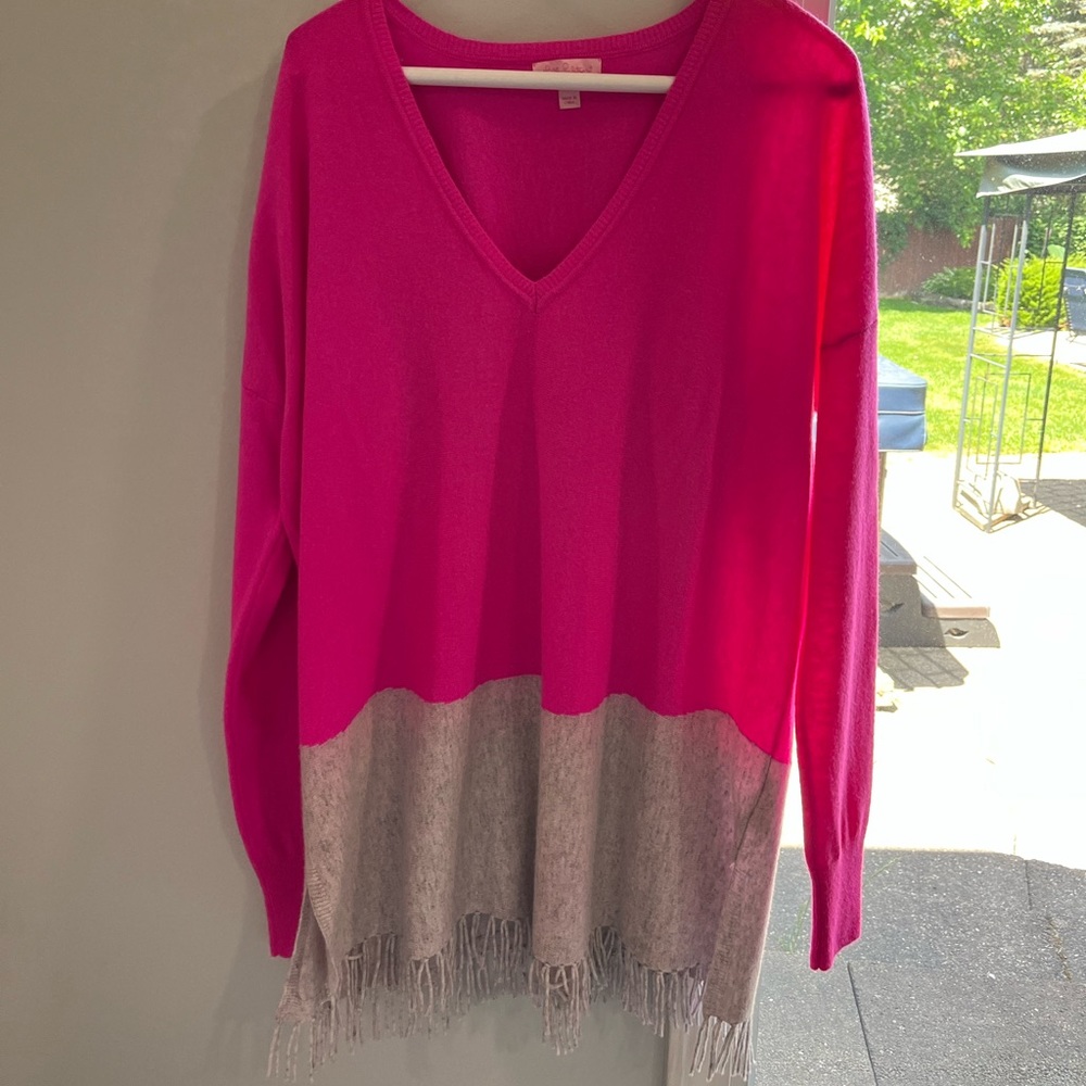 Lilly Pulitzer pink grey fringe v neck sweater size L/XL
